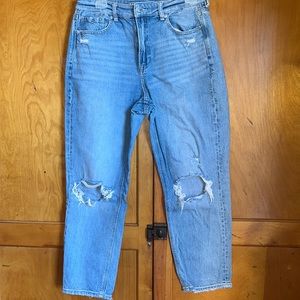 American Eagle Women’s Ripped Mom Jeans